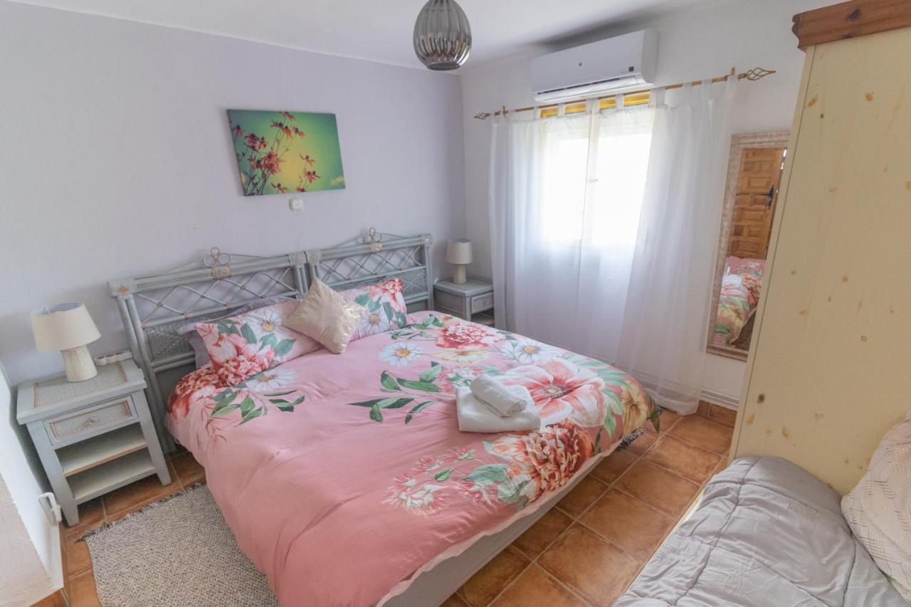 Dragonfly House Spain 안테케라 외부 사진